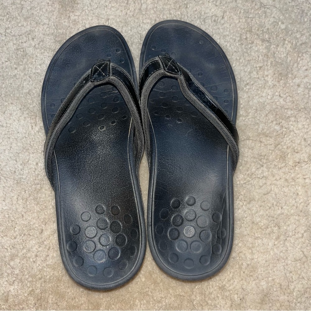Vionic Black Toe Post Flip Flop Thong Sandals Shoes Size 6 - Picture 2 of 8